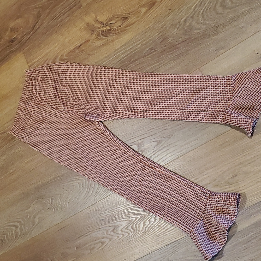 PULL & BEAR pants.    #3982